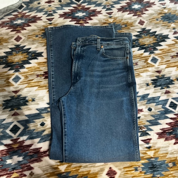 WOMEN'S WRANGLER® WANDERER 622 HIGH RISE FLARE JEAN IN SMOKE SEA - Picture 7 of 12